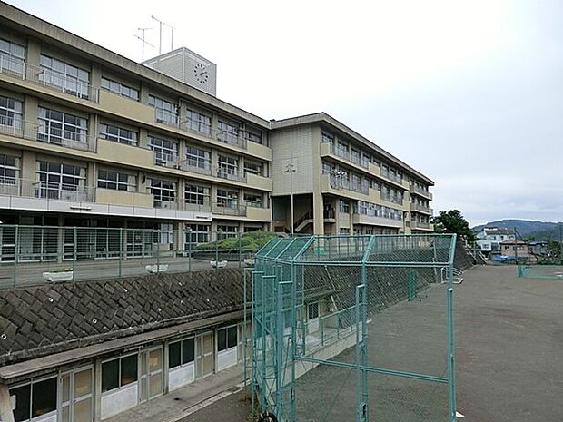 中学校 700m 相模原市立串川中学校