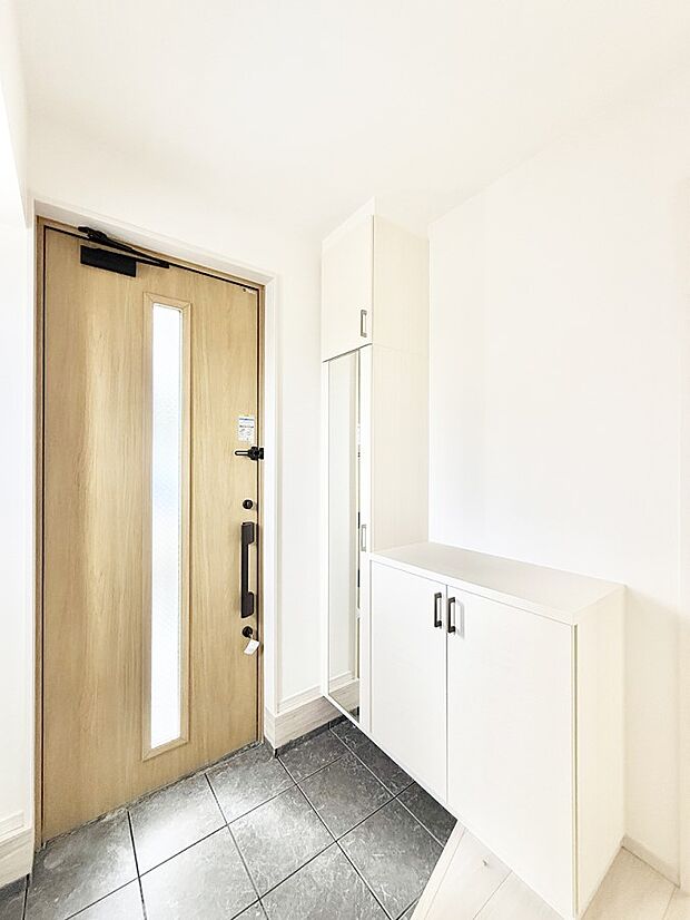 ■ シンプルで美しく、快適な暮らしの入り口