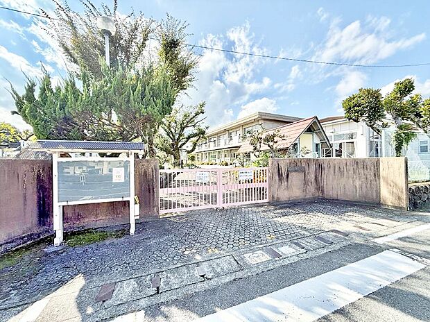 幼稚園・保育園 1300m 南足柄市立南足柄幼稚園