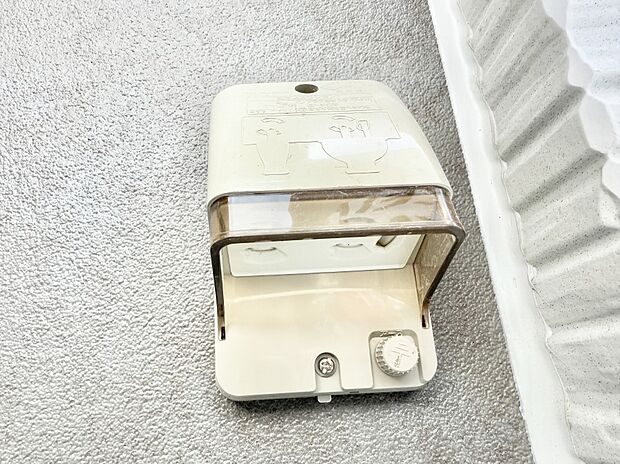 ■屋外に電源コンセントがあれば、高圧洗浄機で窓や外壁を掃除するなど便利です。