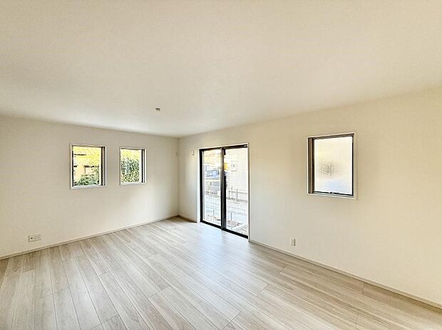 ■心落ち着く場所、ゆったり過ごせるリビング