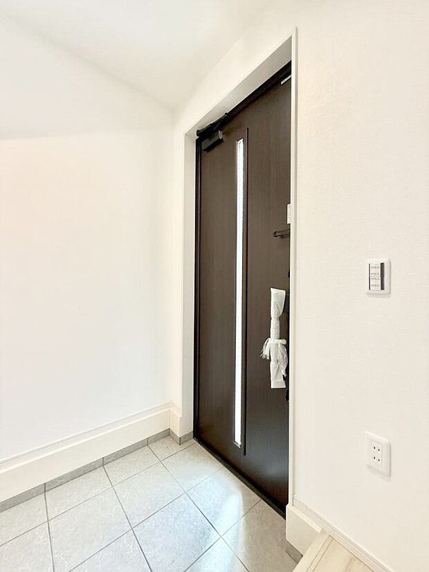 ■ 毎日を気持ちよく迎える、明るく温もりのある玄関