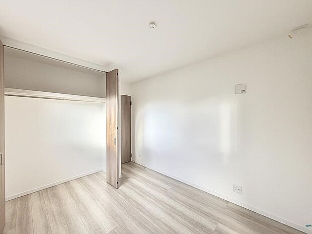 ■窓の配置や通気性の良い設計で部屋の空気がこもらず、常に新鮮な空気が流れます