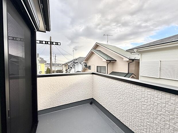 ■ 季節の移ろいを感じられる開放的な空間です