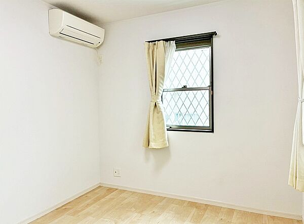 ■落ち着いた雰囲気のお部屋で心が安らぐ空間