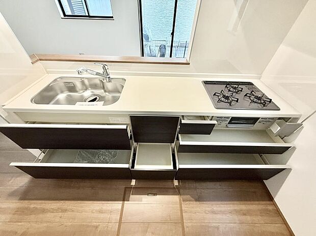 ■作る楽しみと食べる幸せを届けるキッチン