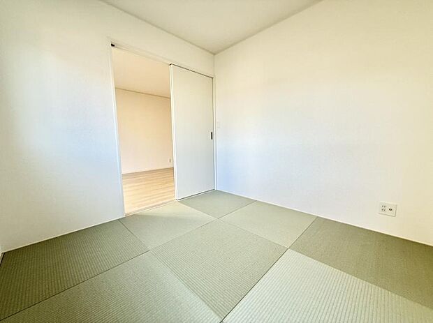 ■落ち着いた色合いのお部屋で穏やかな時間を楽しめます