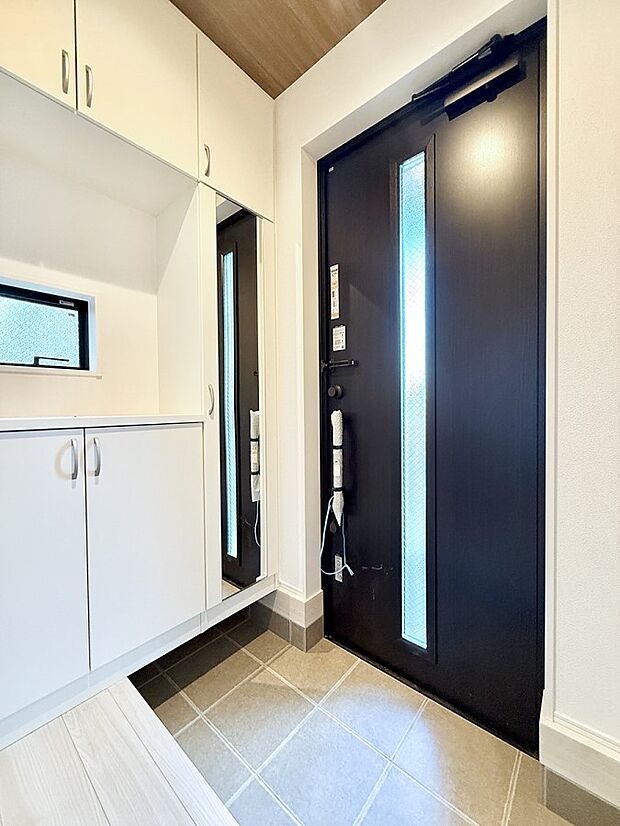 ■ ここから始まる一日、すっきり整った玄関