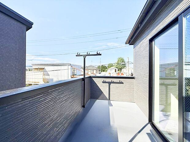 ■ 季節の移ろいを感じられる開放的な空間です