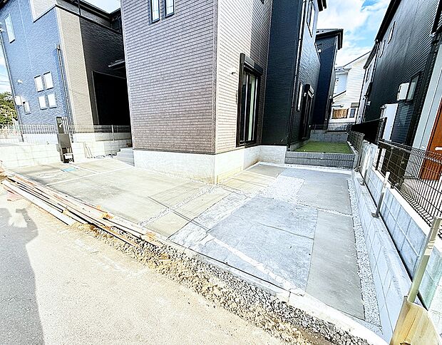 ■自宅にある駐車スペースなので安心ですね