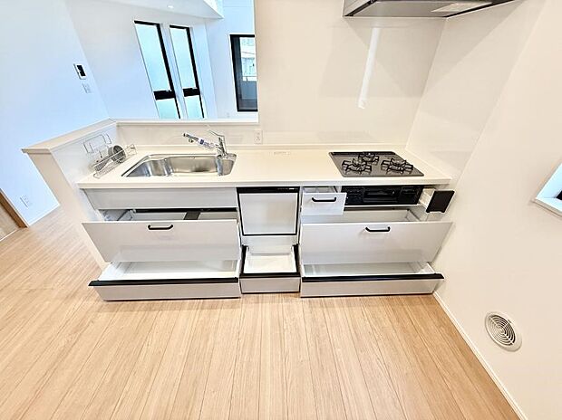 ■料理がもっと楽しくなる、快適なキッチン空間