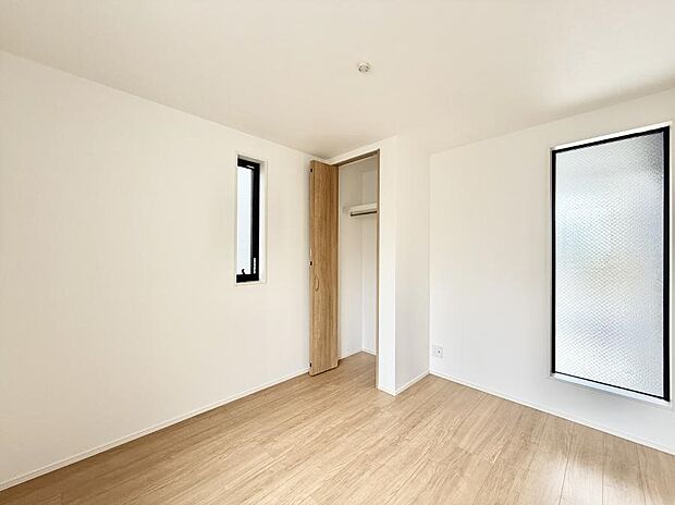 ■窓の配置や通気性の良い設計で部屋の空気がこもらず、常に新鮮な空気が流れます