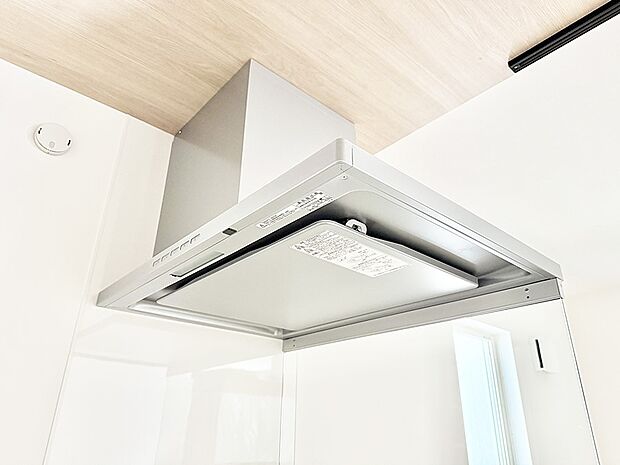 ■調理時の蒸気や匂いが換気扇に誘導され、効率的に排煙ができます。