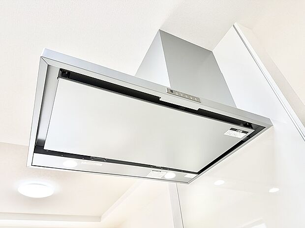 ■調理時の蒸気や匂いが換気扇に誘導され、効率的に排煙ができます。