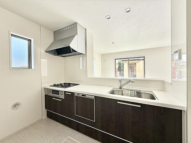 ■美味しい時間が生まれる、笑顔あふれるキッチン