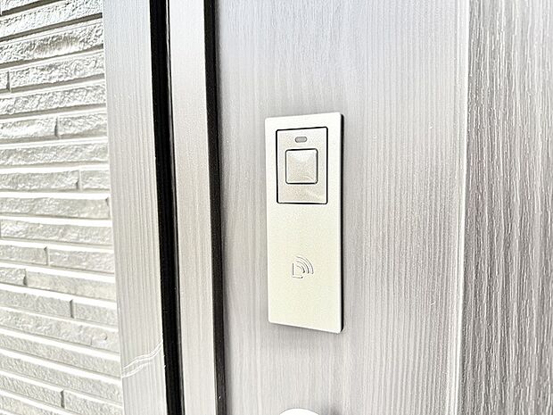 ■鍵を取り出さずに便利に操作できて快適