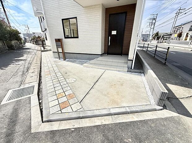 ■自宅にある駐車スペースなので安心ですね