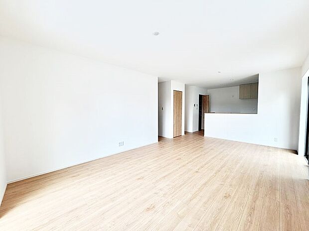 ■くつろぎと笑顔が集まる、心温まるリビング