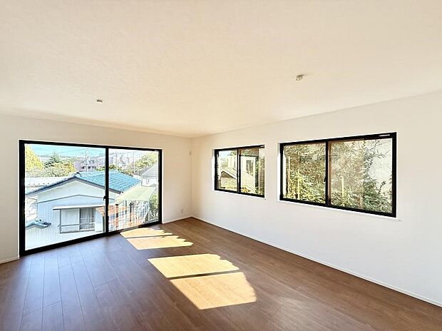 ■心落ち着く場所、ゆったり過ごせるリビング