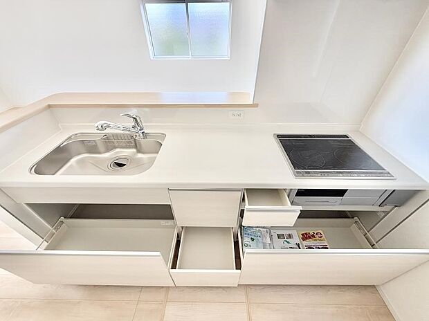 ■料理がもっと楽しくなる、快適なキッチン空間