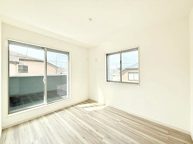 ■落ち着いた色合いのお部屋で穏やかな時間を楽しめます