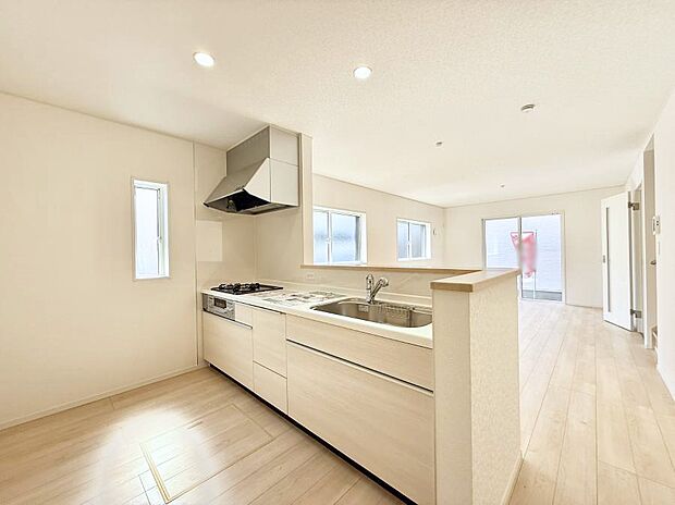 ■家族の絆を深める、温もりのあるキッチン