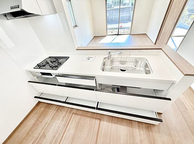 ■家族の絆を深める、温もりのあるキッチン