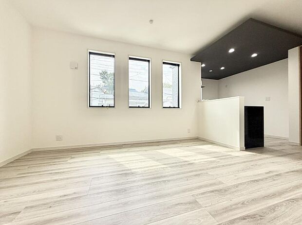 ■くつろぎと笑顔が集まる、心温まるリビング