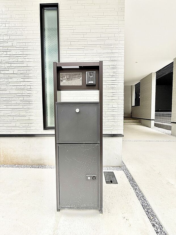 ■ 心地よい暮らしへとつながる、温かい玄関