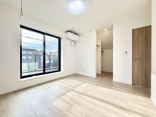 ■窓の配置や通気性の良い設計で部屋の空気がこもらず、常に新鮮な空気が流れます