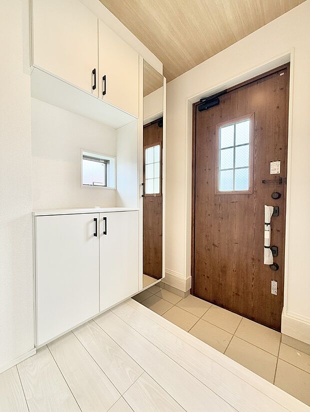 ■ シンプルで美しく、快適な暮らしの入り口