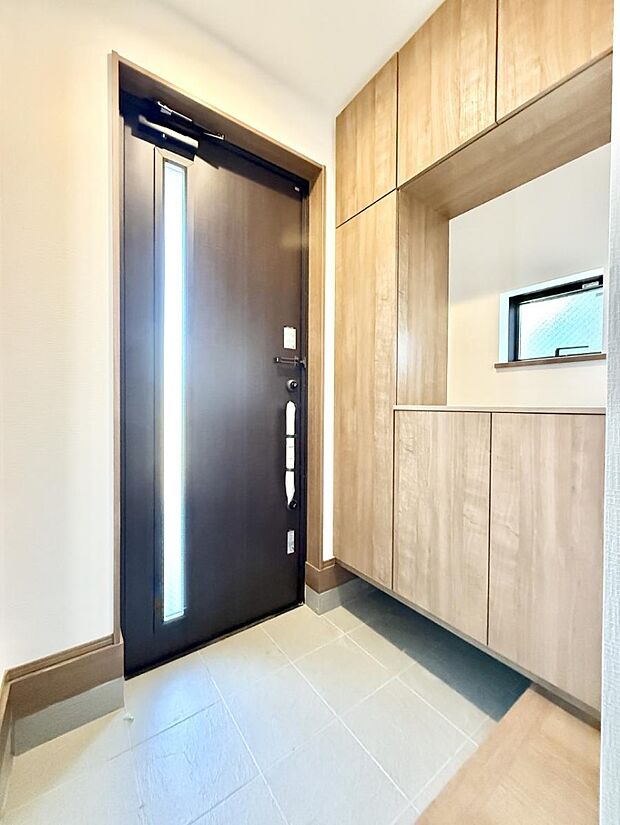 ■ ここから始まる一日、すっきり整った玄関