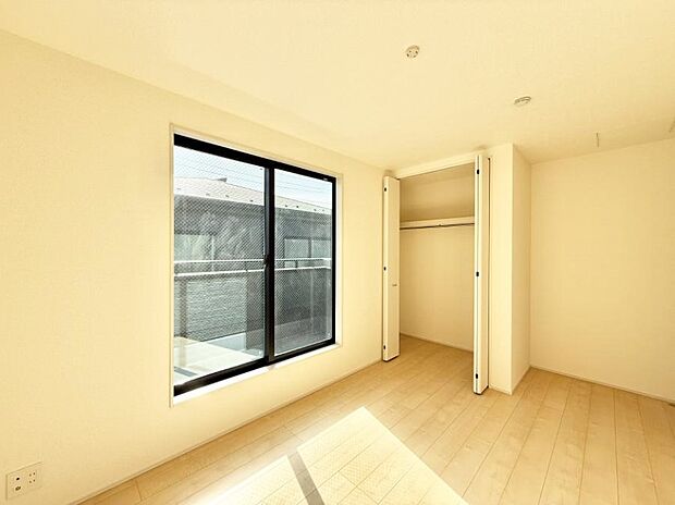 ■窓の配置や通気性の良い設計で部屋の空気がこもらず、常に新鮮な空気が流れます