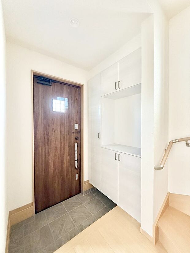 ■ ここから始まる一日、すっきり整った玄関