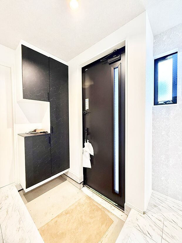 ■玄関はお家の顔!おしゃれな玄関でお客様をお迎え!