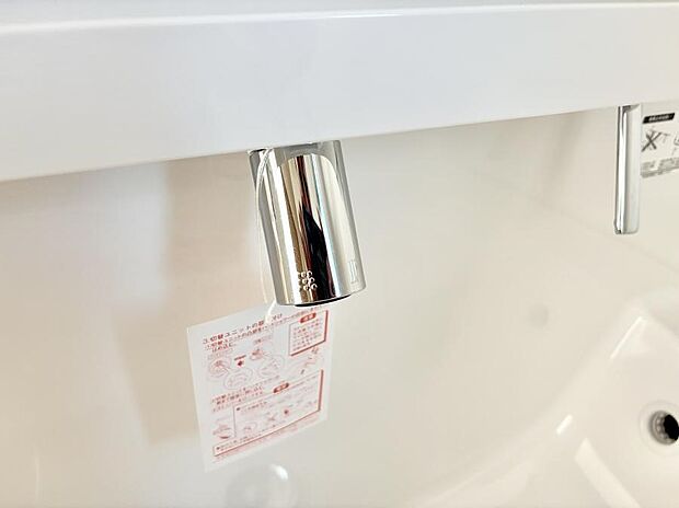 ■手洗いや顔を洗う時も快適に使える便利なシャワー