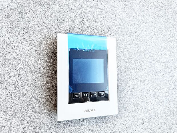 ■画面でしっかり確認でき防犯対策に最適