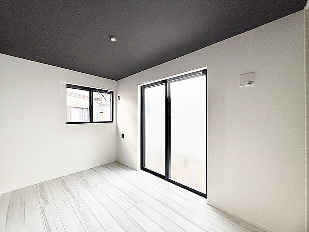 ■落ち着いた色合いのお部屋で穏やかな時間を楽しめます