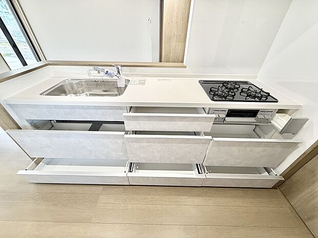 ■料理がもっと楽しくなる、快適なキッチン空間