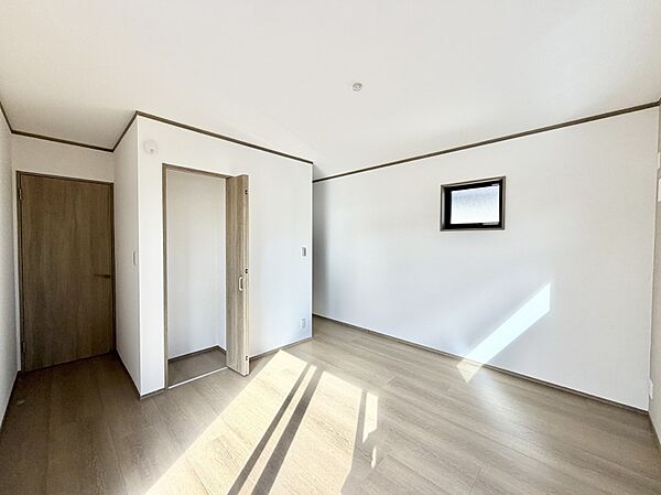 ■窓の配置や通気性の良い設計で部屋の空気がこもらず、常に新鮮な空気が流れます