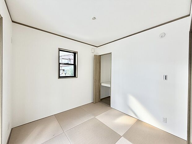 ■落ち着いた雰囲気のお部屋で心が安らぐ空間