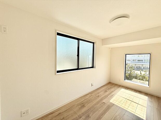 ■落ち着いた雰囲気のお部屋で心が安らぐ空間