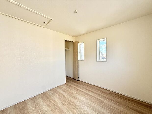 ■落ち着いた色合いのお部屋で穏やかな時間を楽しめます