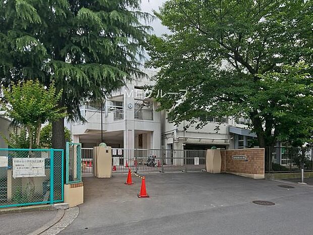 小学校 1440m 横浜市立初音が丘小学校