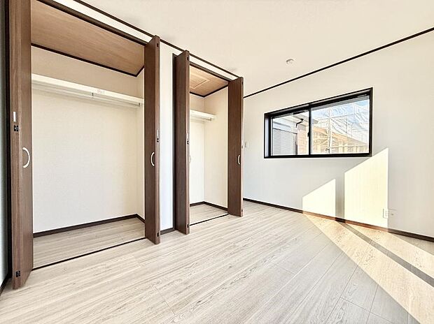 ■落ち着いた色合いのお部屋で穏やかな時間を楽しめます