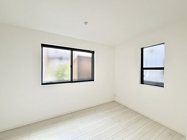 ■落ち着いた色合いのお部屋で穏やかな時間を楽しめます