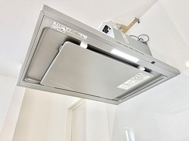 ■調理時の蒸気や匂いが換気扇に誘導され、効率的に排煙ができます。