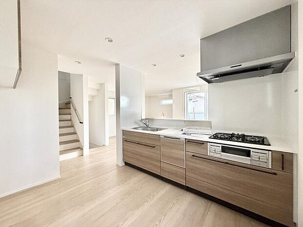 ■シンプルで美しく心地よい時間を生むキッチン空間