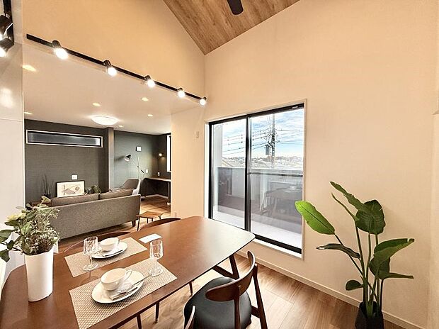 ■家族の笑顔があふれる、くつろぎの空間