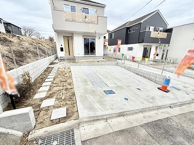 4号棟 ■快適な駐車スペースで安心